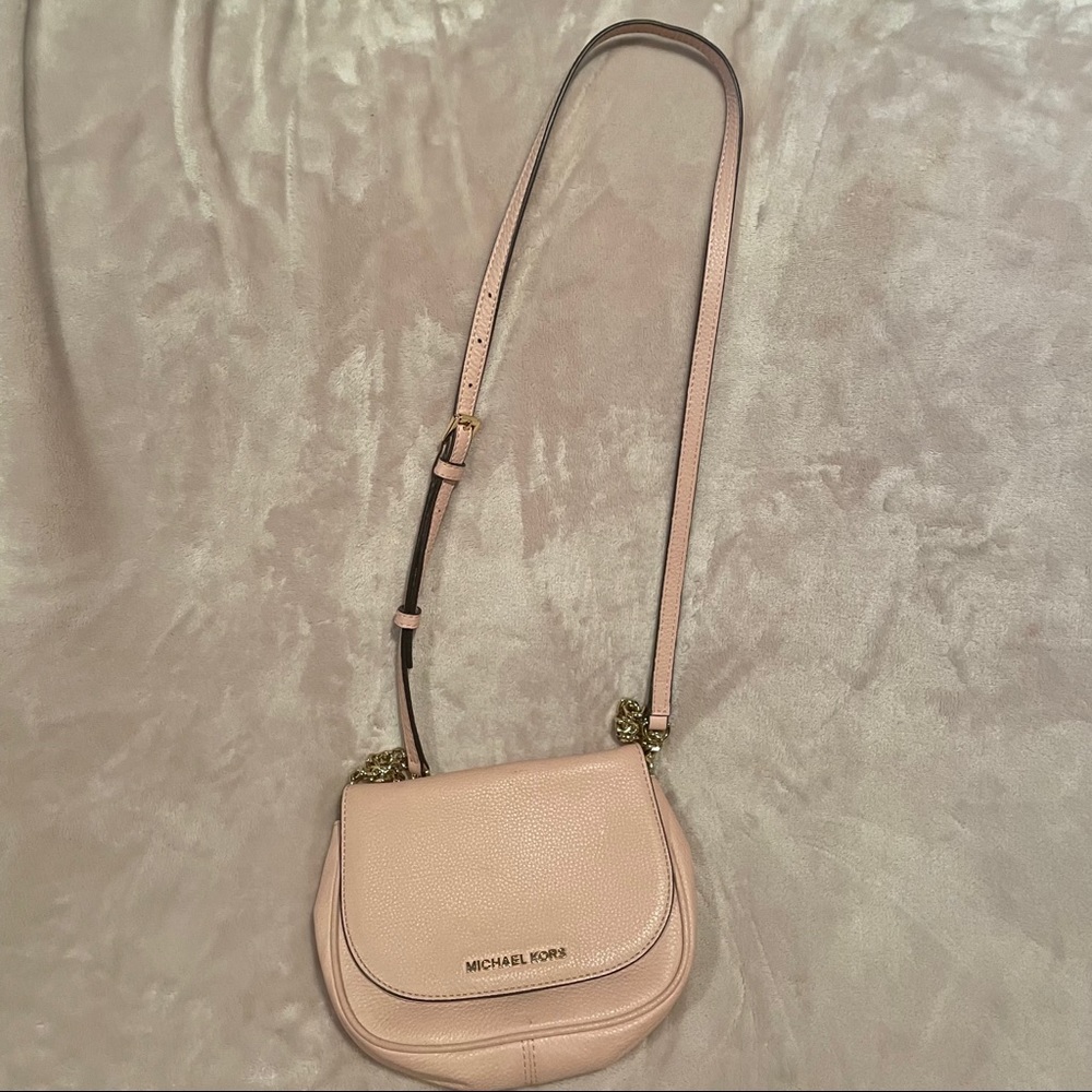 Light pink Michael Kors cross body